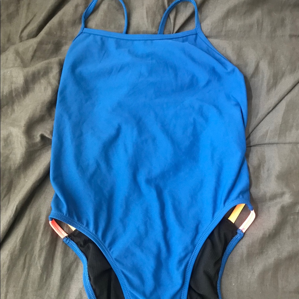Jolyn Gavin Size 32
